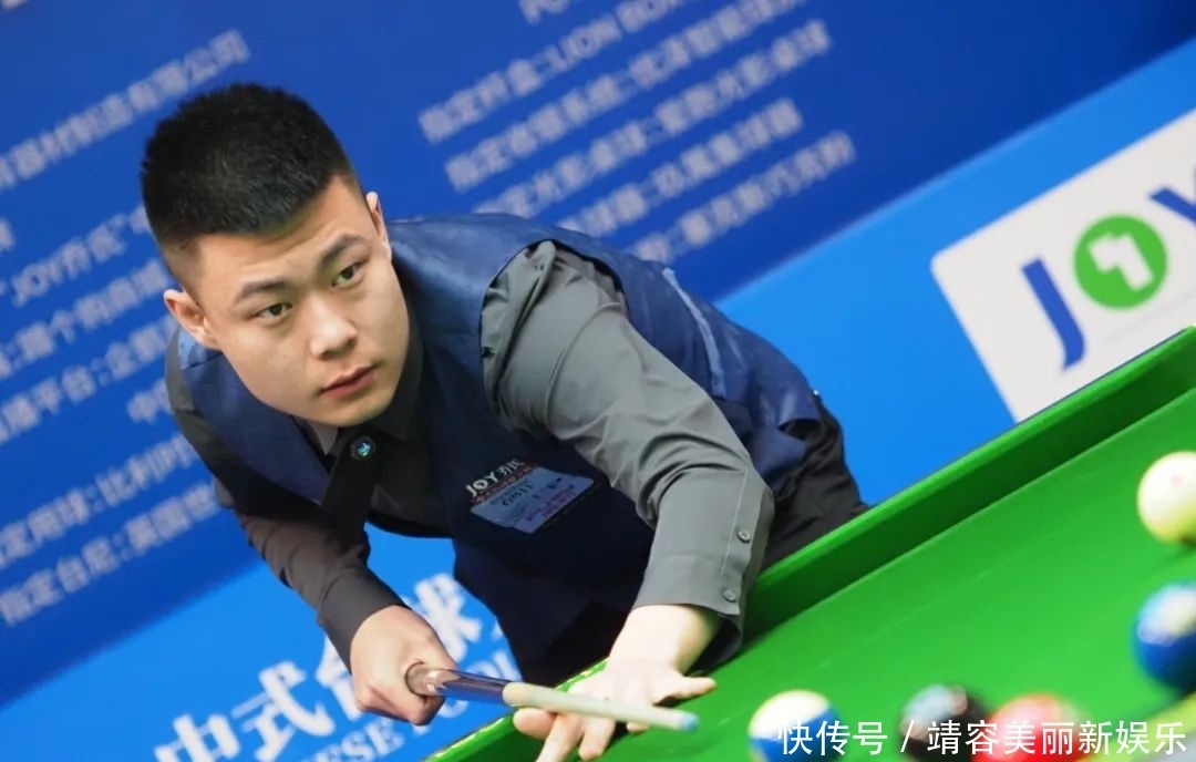 他是一名双 他是一名双