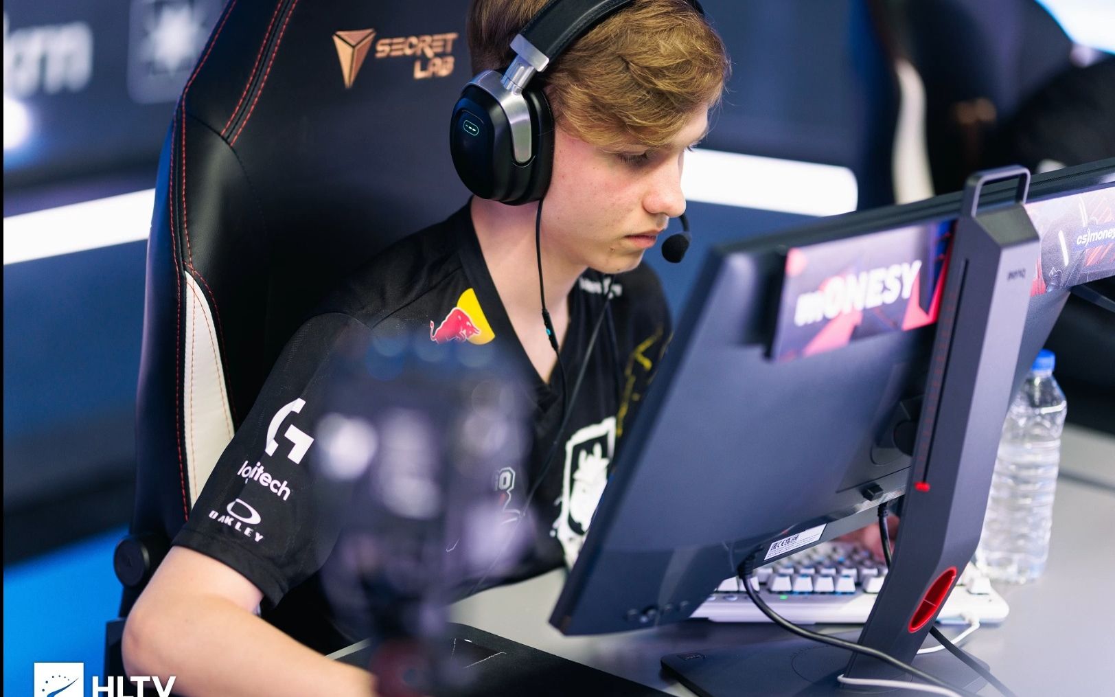 爱好者的关 爱好者的关