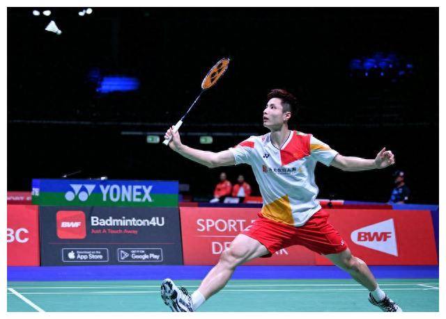 球落后边缘 球落后边缘