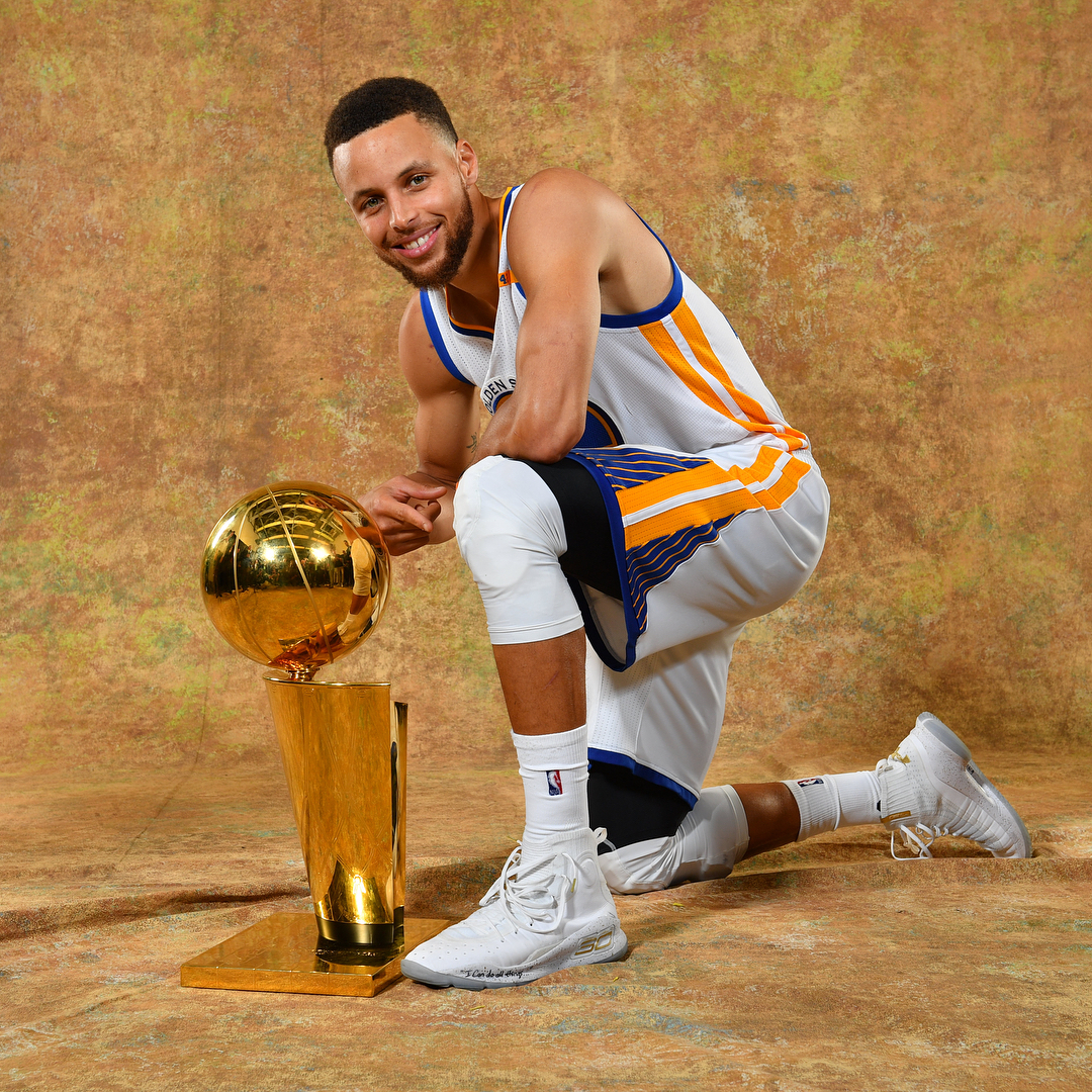 一端是审美 一端是审美